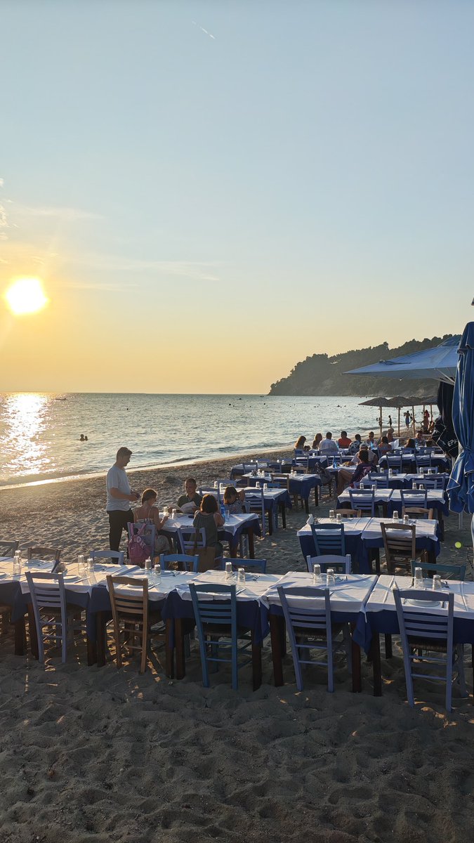 rainstormdog69's tweet photo. Last day in Greece 🏝️🥲 @xaigorgo https://t.co/8FiyHj9GQx