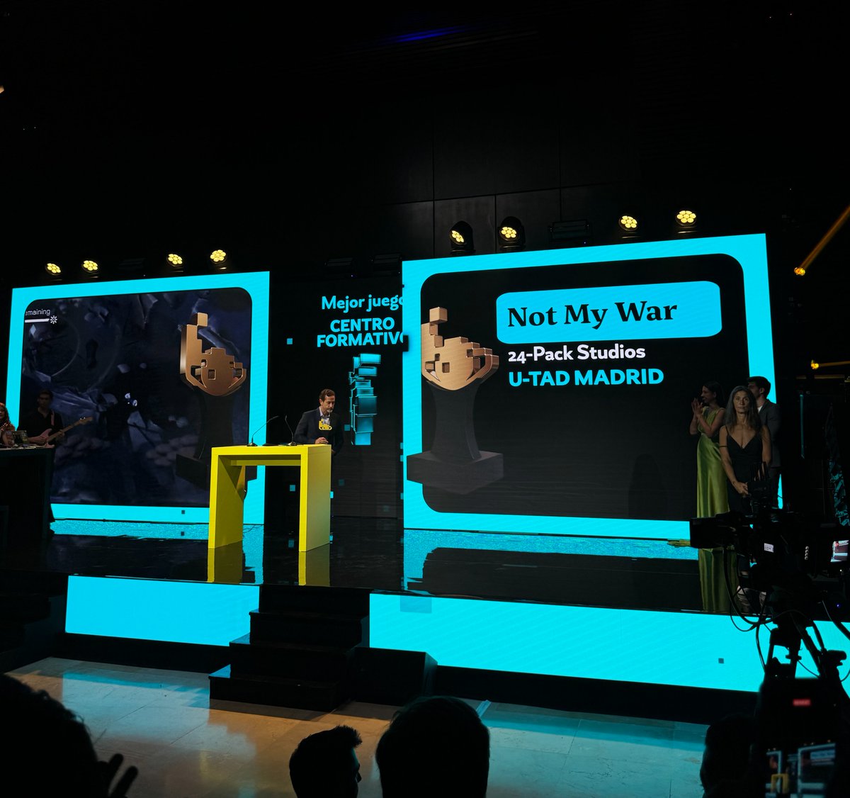 PoloDigitalMLG's tweet photo. @TheGameKitchen @potipotistudio @BrokenBirdGames @binaryphoenix_ ¡Nueva categoría! 🌟 Mejor Juego CENTRO FORMATIVO en los Premios Iris Games 2026 📚

🏆  Not My War — @24PackStudios – @U_tad (Centro Universitario de Tecnología y Arte Digital de Madrid) https://t.co/n7eaEoPpsj