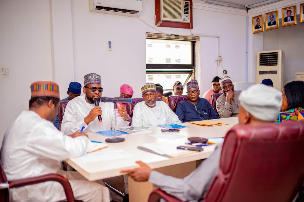Dr_A_Mustapha's tweet photo. I had a productive meeting with Dr. Mukhtar Yawale Muhammad, mni, the new Permanent Secretary of the Federal Ministry of Innovation, Science and Technology, at the Ministry’s headquarters.

During our meeting, I shared the Energy Commission of Nigeria’s (ECN) policy framework, the milestones we have achieved over the past two years, our strategic vision, and other key initiatives driving sustainable energy development in Nigeria.

We also explored areas of collaboration between the Ministry and the Energy Commission of Nigeria (ECN), particularly in advancing innovation, research, and clean energy solutions in line with the Federal Government’s development priorities.

I reaffirmed the Commission’s commitment to strengthening institutional partnerships that will accelerate energy access, promote technological advancement, and support sustainable national development.

#EnergyReforms
#EnergyCommissionNG

__DAM