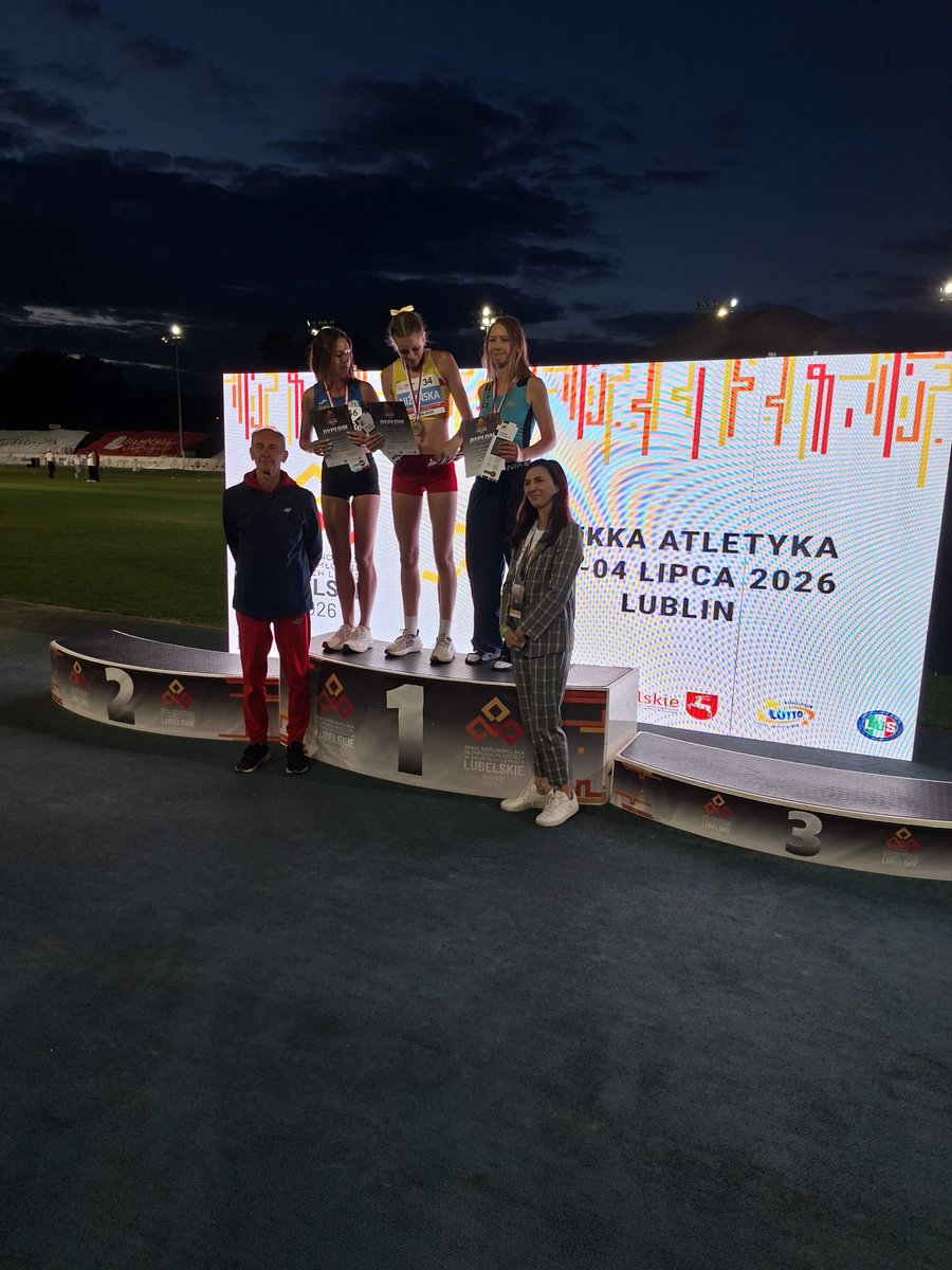 DolnoslaskiZLA's tweet photo. @Dolny_Slask  zgarnia dwa złota w skoku wzwyż podczas OOM w Lublinie‼️ 
🥇Karina Niżyńska (MKS MOS Wrocław) 
🥇Dawid Barański (Boleslavia Bolesławiec)
Dokładamy też kolejne  dwa brązy 
🥉Kornelia Kondycka (Osa Zgorzelec) - rzut młotem 
🥉Oliwier Kopyto (WLKS Wrocław) -skok w dal https://t.co/3umm5aLT2h