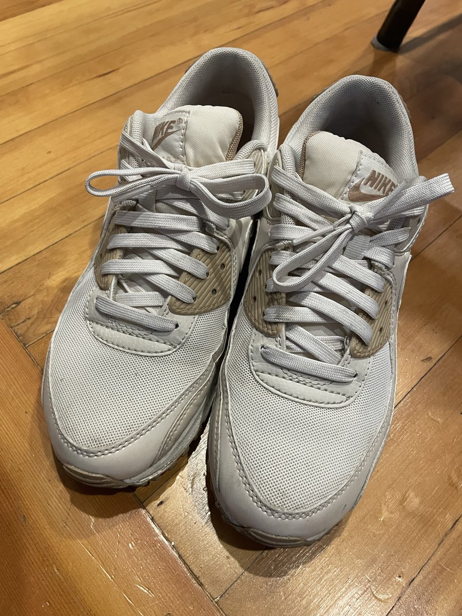 loadedsneaks's tweet photo. Pooled up in a favorite pair of AM90s. #sneakerfetish #sneakerfuck #sneakersex #airmax90 #sneakercum https://t.co/8la1PZ7EDt