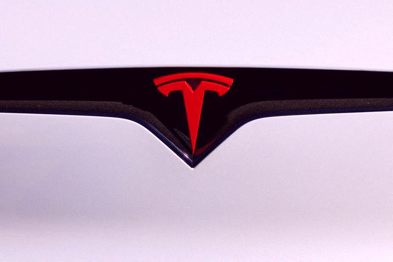 0108_sy's tweet photo. 👀 テスラ $TSLA、第2四半期の納車台数が480,126台に。市場予想は406,024台だったから、結構上回ったみたい🚗⚡ https://t.co/o7Fij0qara