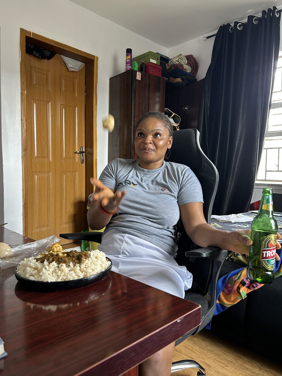 Brattyenori13's tweet photo. I’m having white rice and amala for lunch and my favorite drink 🥹will u join me? https://t.co/Op4Oas6bVQ