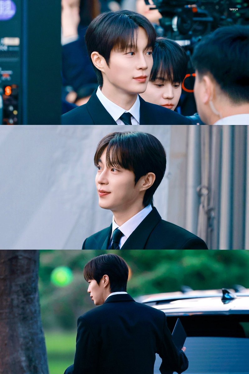 dubupudding0704's tweet photo. 봄,여름,가을,겨울
네가 있는 계절은 언제나 아름다워
happy birthday💙

#나의_럭키포인트_윤두준
#영원한_나의여름_윤두준 https://t.co/KXjljVD7di