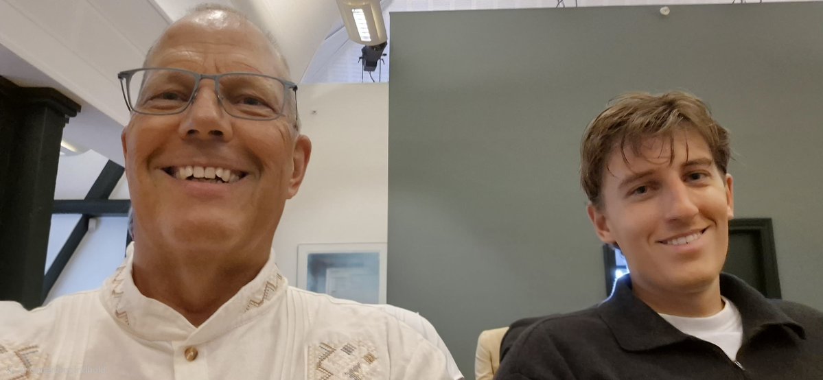 stefanks's tweet photo. men nu må jeg vente til foredraget kommer i bladet og læse det der).  

Frederik Uebel Søndergaard var med til foredraget onsdag aften: Thorkild Kjærgaard: Grønland efter Anden Verdenskrig https://t.co/G5qL1qO7gQ
