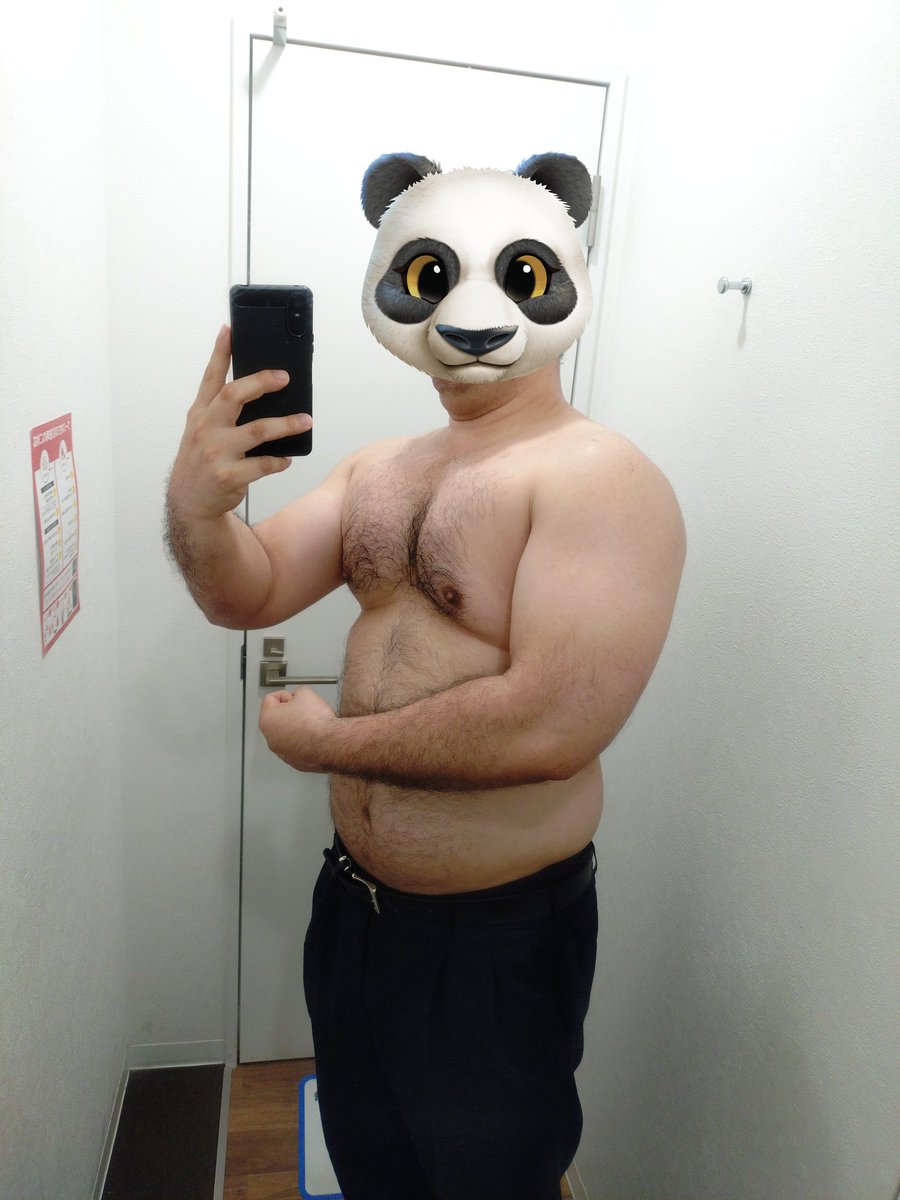 brownbear_gon's tweet photo. ５３／１００
今日は空いてたから、ガッツリ筋トレ出来た😊
お腹周りにどんどん肉が付いていくのは、どうにかならないものか💦 https://t.co/GltxmRS0WT