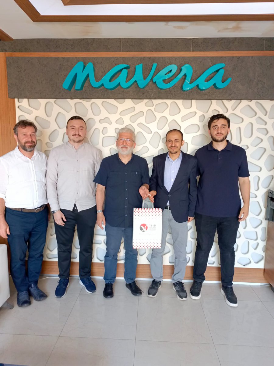 maveravakfi's tweet photo. Mavera Eğitim ve Sağlık Vakfı, Yemen Uluslararası Kalkınma Derneği heyetini ağırladı.

Heyette Dış İlişkiler Koordinatörü Furkan Şengül, Yemen Ofisi Yönetim Kurulu Üyesi Hudhaifa Mohammed ve Yönetim Kurulu Üyesi Serdar Bayram yer aldı.

Ziyarette, iki kurum arasında gerçekleştirilebilecek iş birlikleri üzerine görüş alışverişinde bulunuldu. Nazik ziyaretlerinden dolayı kendilerine teşekkür ederiz.
