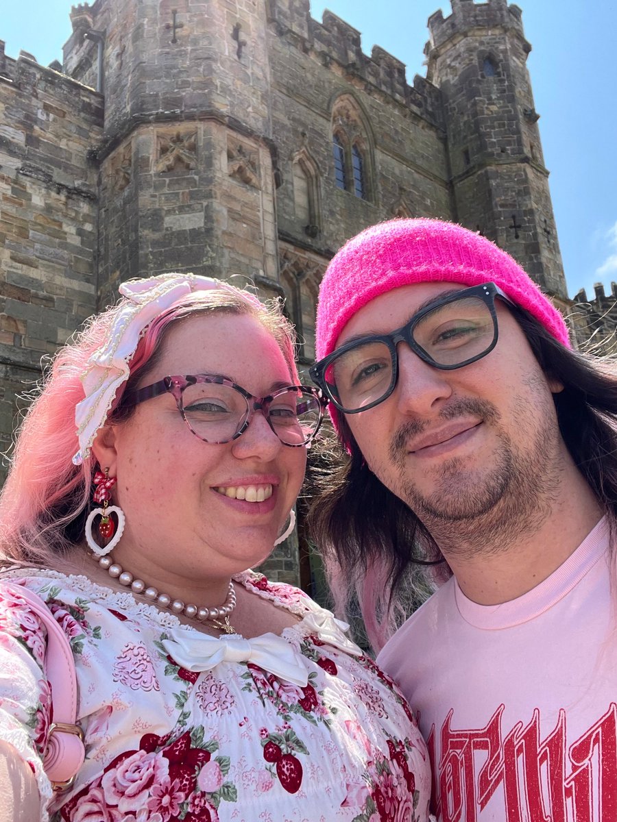 pinkaboolink's tweet photo. Happy birthday to my love ⁦@TurquoiseSplash⁩ 💖 https://t.co/JtoNMGpzJx
