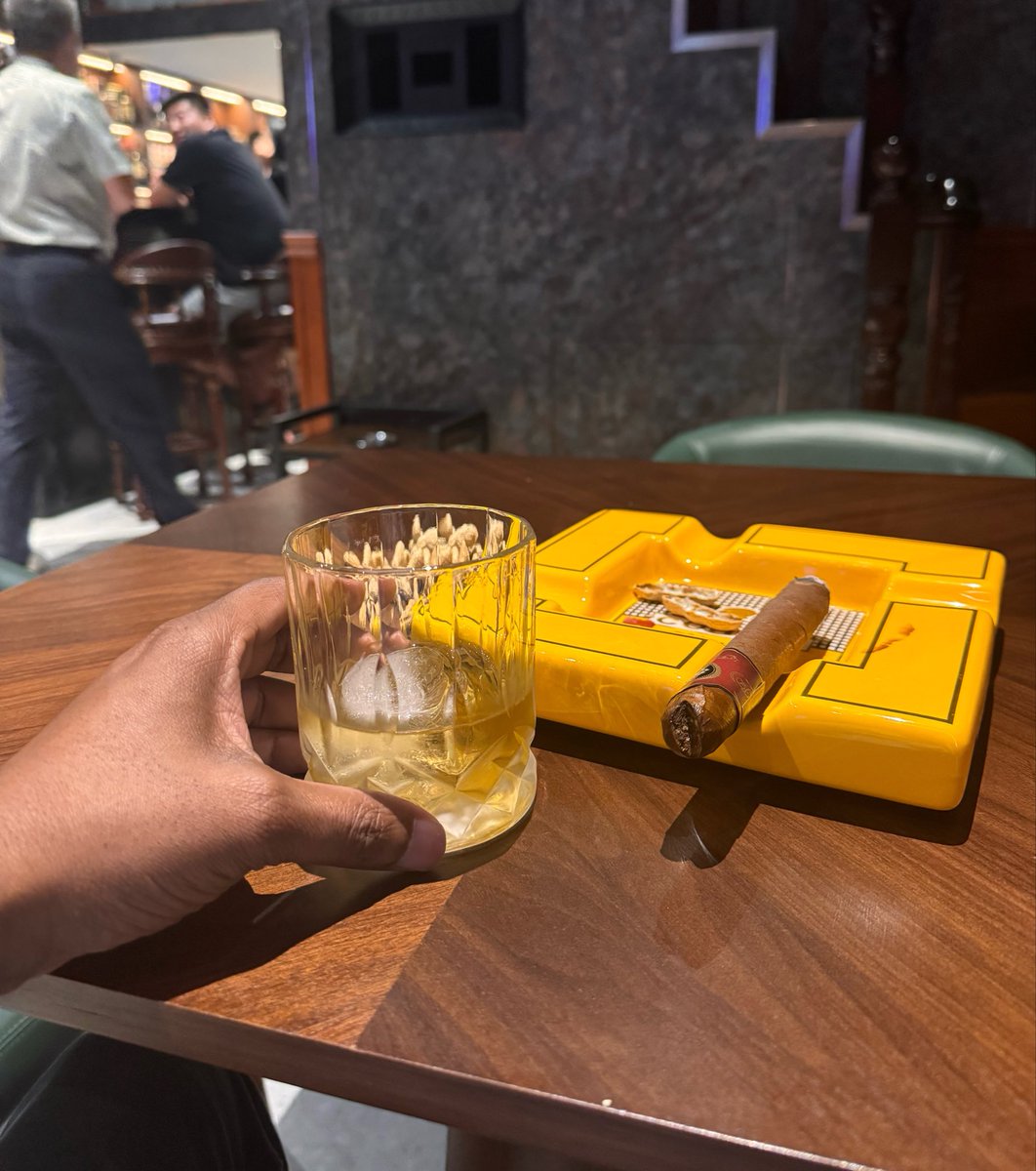 thabanglethoko's tweet photo. My kind of friday therapy https://t.co/DVzegnAcV6