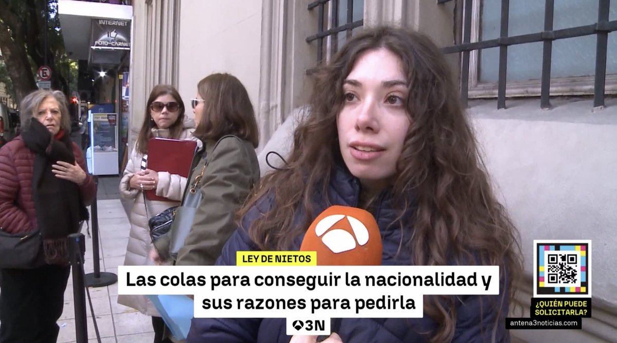 lopezbreamaria's tweet photo. Entrevista en calle:
-Este… en realidad es el abuelo de mi mamá… entonces yo soy…mmm…bisnieta?
-Si.
-Eso, bisnieta. 
-Votarías en las elecciones?
-Si

Coñobernardismo nacionalizador on fire
🔥 https://t.co/pHSNHmWLll