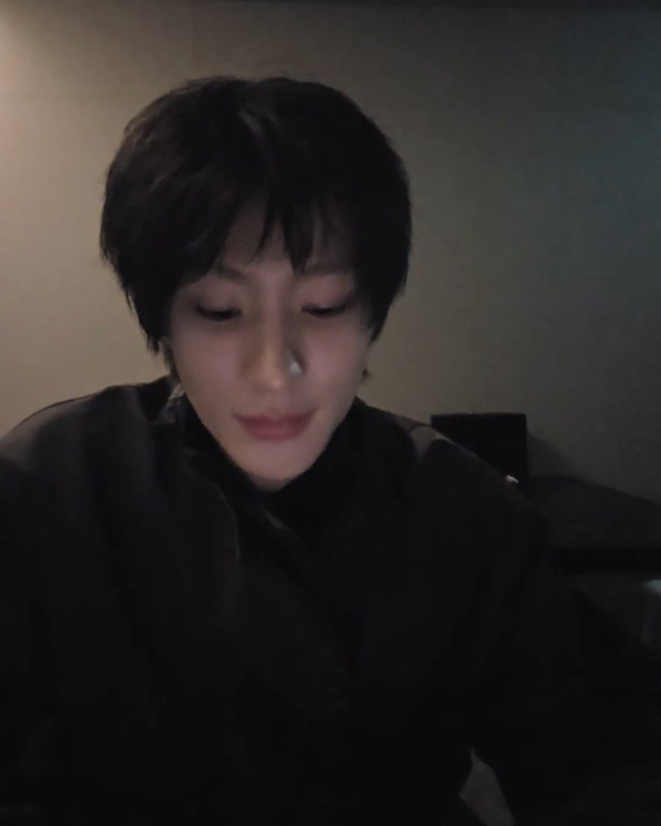 riizingtoni's tweet photo. i love u the most https://t.co/rF2miRBtQK