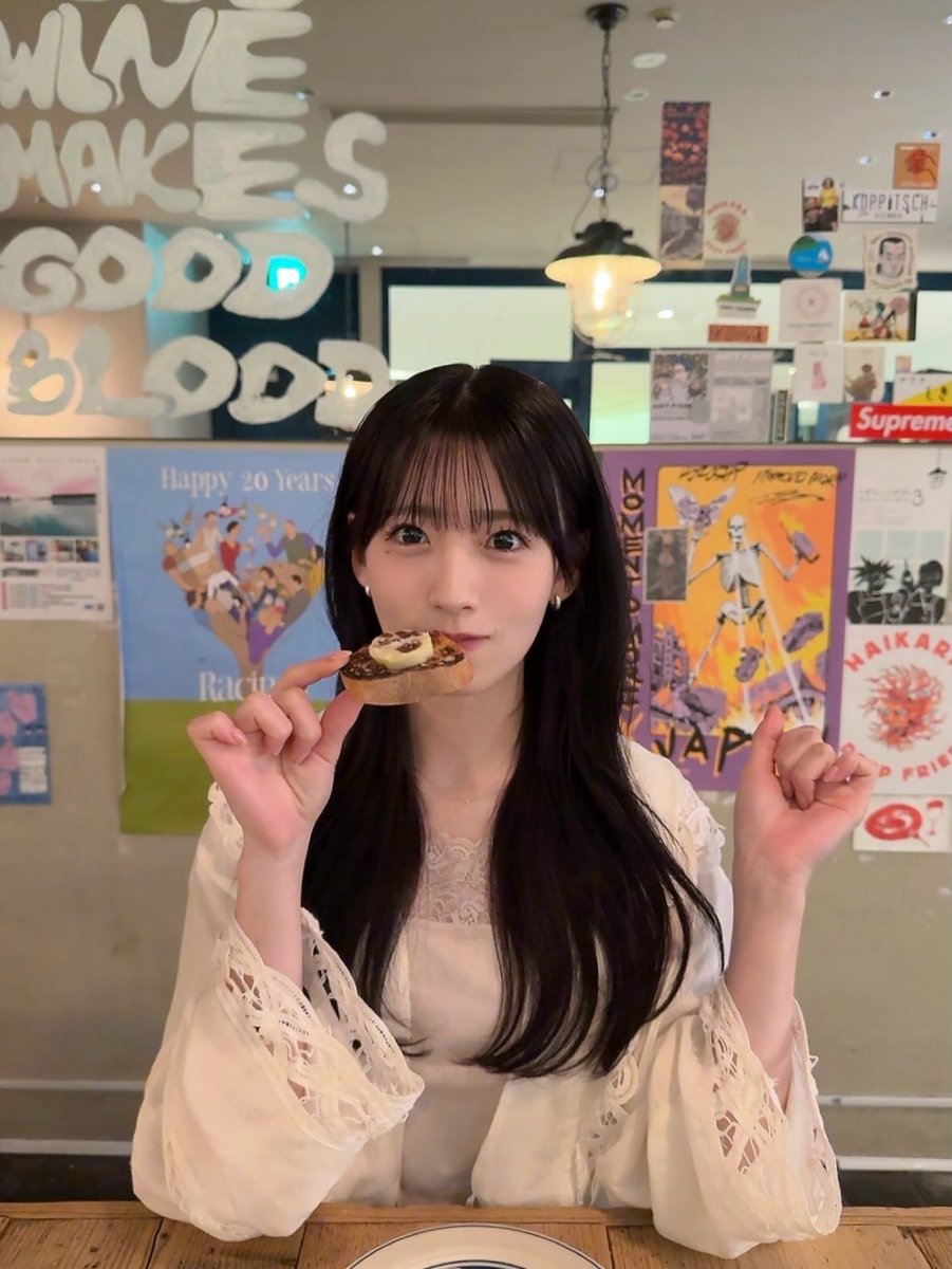 tonkotu_0727's tweet photo. 最近どうしたん!?ってくらい
推しからの可愛い🩷の
供給が多過ぎてメロい😍
これだけで仕事頑張れる😭💕
なんか爆速での社員推薦貰えそうだし
やりたいマネジメントの仕事
ピンチがチャンスになった……
#Buddies #SCOPIST
浴衣 #石森璃花 が可愛すぎる❤️
カラス @CHOCO_whsp 美しすぎる💕 https://t.co/wKHwLgxycG