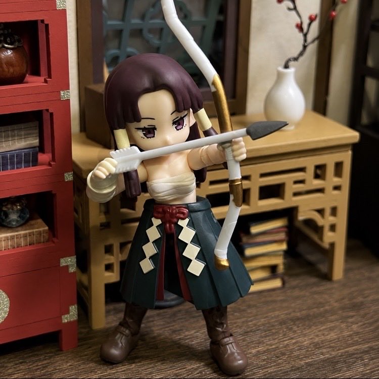 potion_ether's tweet photo. 弓の師範代。
敵は魔物じゃなくてポージング
弓を構えさせるの思った以上に難しい、、、

#リンクトラベラーズ https://t.co/8IxjEpQo3c