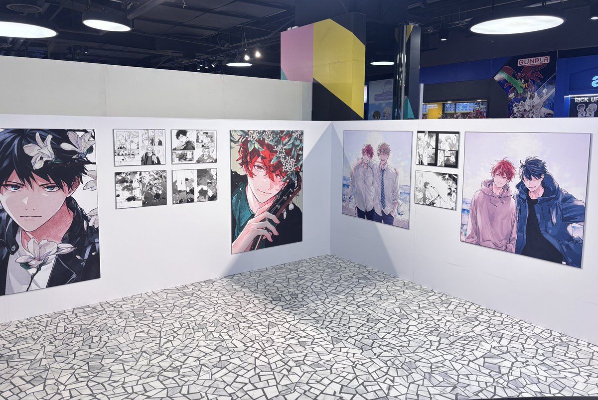 noeyniie417's tweet photo. Given Exhibition

🎸 ENCORE ✨

ประเทศไทยมีงาน Given แล้ววันนี้ㅠㅠ ข้างในมีทั้งมุมคู่และมุมรวม อิ่มเอมใจมาก งดงามทุกภาพที่ได้ยืนมอง อ.นัตสึกิสุดยอดจริงๆ🥹 สแตนดี้ก็จัดเต็ม ดีใจที่ได้เห็นคนรักกิฟเว่นเยอะขนาดนี้ กู้ดส์ก็ขายดี ชื่นใจอ่ะ ทุกคนมากันเยอะๆ
#givenENCORE #givenPOPUPSTORE https://t.co/KxspHA5zuX