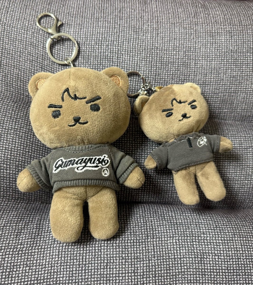 noanswernever1's tweet photo. 온세티 구마유시 인형
10cm 15cm 
양도 합니다
디엠 제시 주세요~
일괄 우대합니다. https://t.co/gjVgrJCLAR
