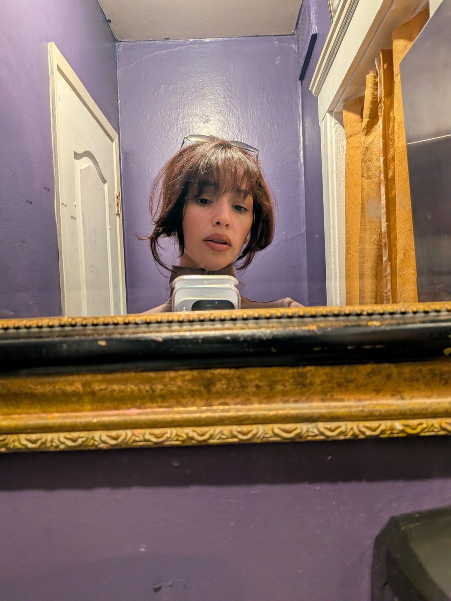 dopeitsLo's tweet photo. Short-unexpected break from my copper brown hair. https://t.co/ObpE7Qayjb