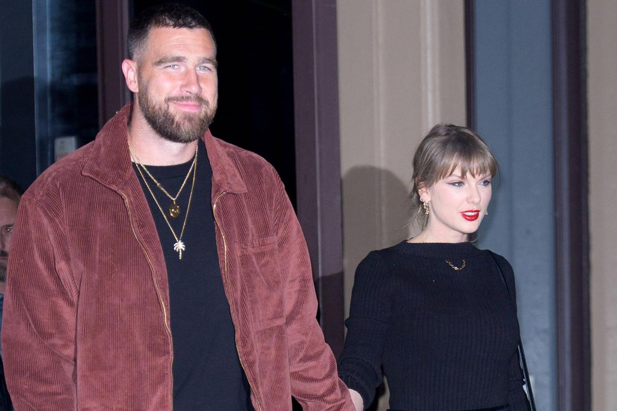 PageSix's tweet photo. How Taylor Swift and Travis Kelce transformed MSG into a garden for wedding https://t.co/U4fnup0baB https://t.co/MwBGlrpkeG