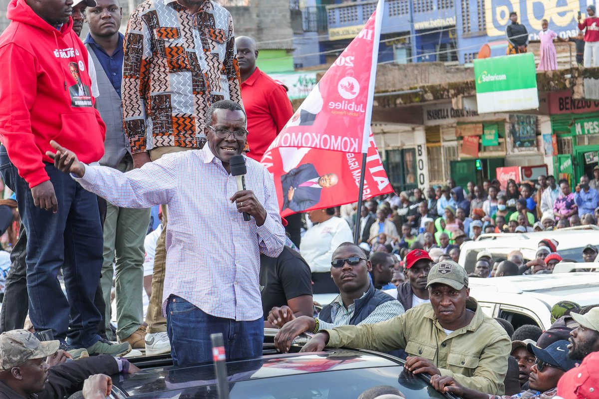 dkmaraga's tweet photo. Joined the Linda Mwananchi team on the tour of Kisii and Nyamira counties. 

Through Kisii Town, Keumbu, Mosocho and Keroka, we urged the people to unite behind us in the quest to reclaim our country from bad leadership.

The journey to #Ukombozi has started.

Join the movement today. 

Dial *456*9*9#, enter "Maraga27" to opt in for SMS updates on our campaign.