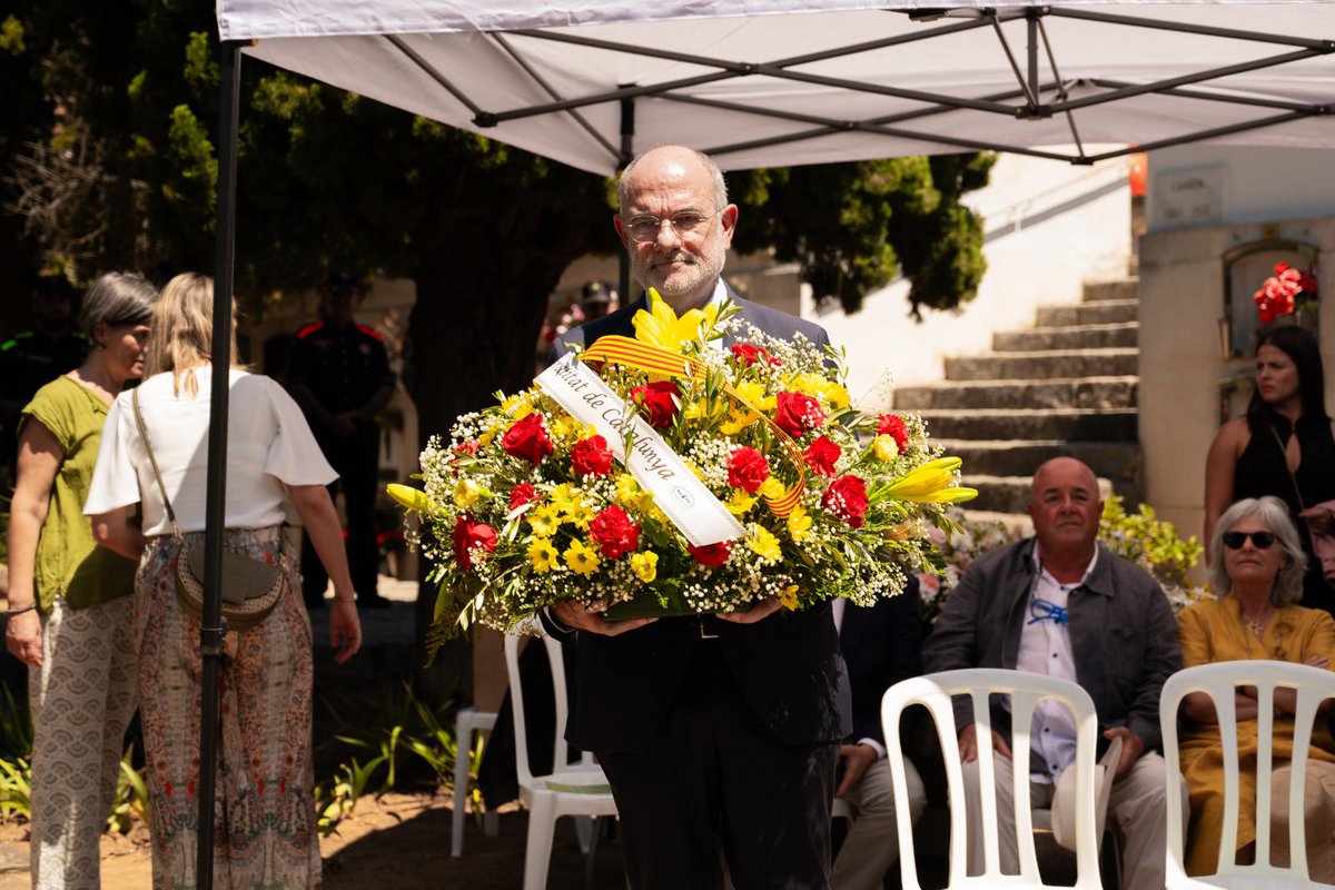 jduch's tweet photo. 56 anys després, continuem recordant l'accident aeri més greu de la història de Catalunya, i també la resposta exemplar del poble d'Arbúcies.

Un referent cívic i moral que ens recorda que la memòria col·lectiva és un dels fonaments més sòlids de qualsevol democràcia. https://t.co/KCfx3929cU