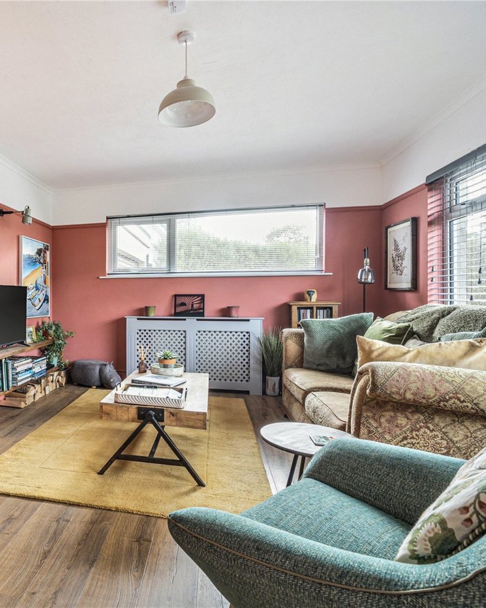 JS_Cornwall's tweet photo. New listing
Lanyon Road, #PlayingPlace, #Truro, #Cornwall
Guide price £425,000

Beautifully presented throughout, this impressive three-bedroom detached home enjoys a peaceful position on the edge of Truro.

https://t.co/8PeLtFW558

#cornwallproperty #cornwallhomes https://t.co/vBembt4Sdn