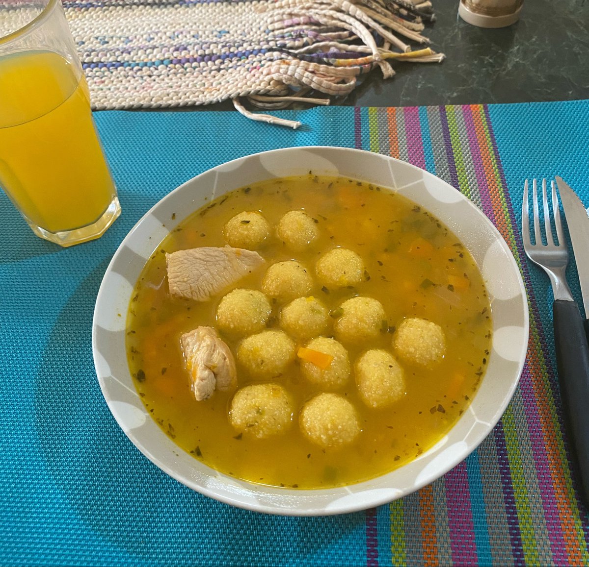 anashecaipi's tweet photo. Francia podrá tener la mejor gastronomía bla bla bla pero no tiene el mejor plato del mundo AKA el vori vori https://t.co/3CQZqiW1Y3
