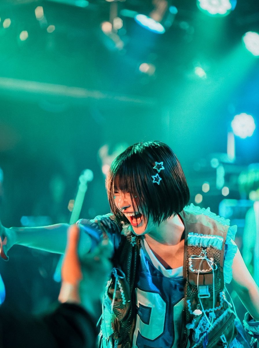 sosuyMAD's tweet photo. 26.7.3 味味札幌編
@札幌SPIRITUAL LOUNGE
グディ
室井ゆうさん
めちゃ楽しそうにパフォーマンスしていたのが印象的でした
#Dのカメコ https://t.co/YwSP7txiD8
