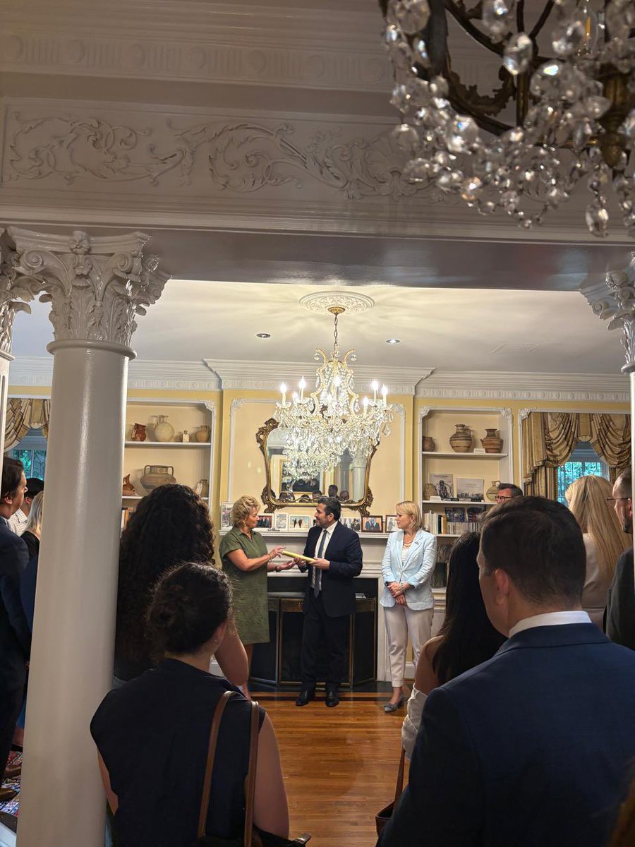 CyprusinUSA's tweet photo. We marked the conclusion of the 🇨🇾 presidency of the Council of the EU with a reception last night at the residence, passing on the symbolic presidency baton from Cyprus 🇨🇾 ➡️ to Ireland 🇮🇪.

With the strategic vision encapsulated by "An Autonomous Union. Open to the World", the presidency @CY2026EU achieved concrete results in a wide range of policy areas for the benefit of all 🇪🇺 citizens. 

We wish the very best to our Irish colleagues here in Washington @IrelandEmbUSA as they assume the mantle of leading the Council for the next six months.
