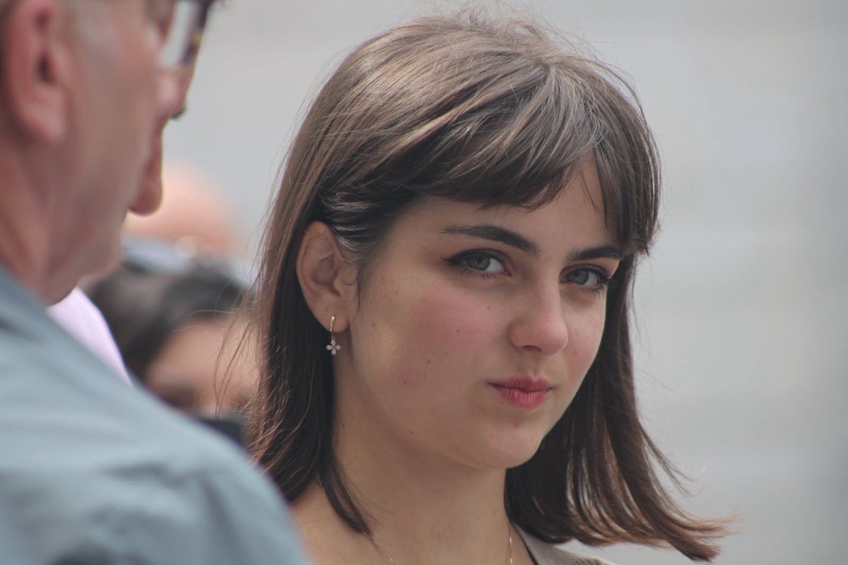 FocusMedia_Fr's tweet photo. 🇫🇷👮‍♀️ FLASH — Yona Faedda, militante du collectif d’extrême droite Némésis, a été condamnée vendredi à 2.000 euros d’amende avec sursis et 500 euros de dommages et intérêts pour diffamation envers l’ex-maire écologiste de Besançon Anne Vignot.

Elle avait diffusé un tract l’accusant de « soutien aux violeurs étrangers ». 

Elle a annoncé faire appel.​​​​​​​​​​​​​​​​​​​​​​​​​​​​​​​​​​​​​​​​​​​​​​​​​​

🗞️ https://t.co/g1TYvtNRNo
