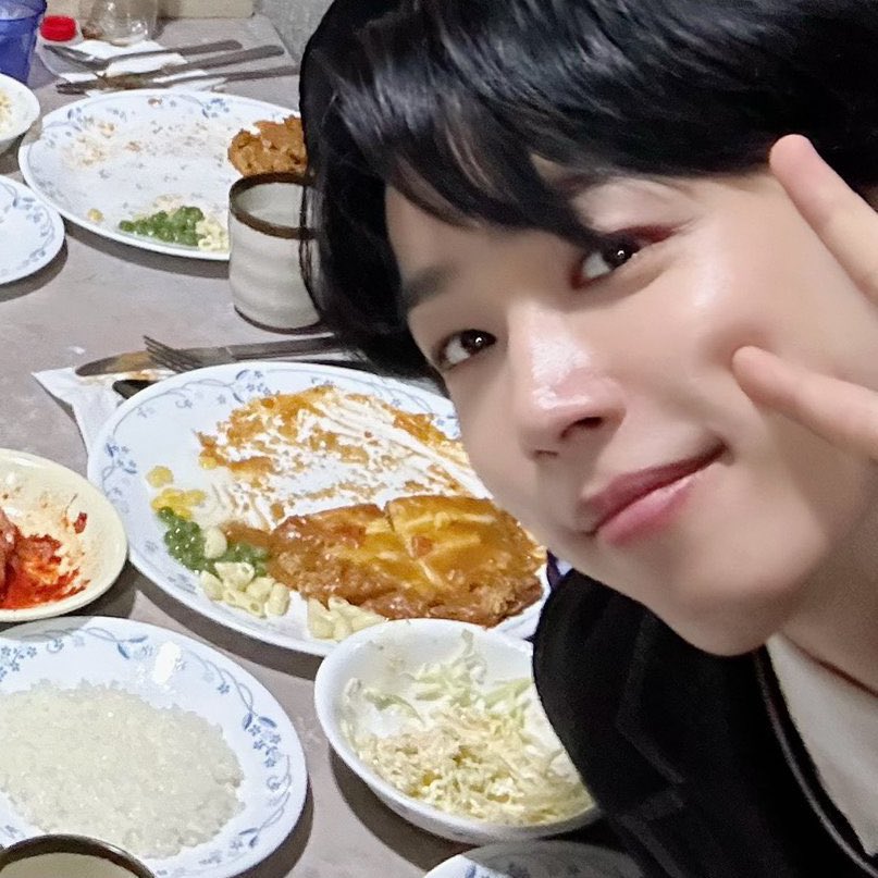 KUS0409's tweet photo. 엔킷리스트 동성이 커여운 거 아는 사람 https://t.co/QUSqOvmp3g