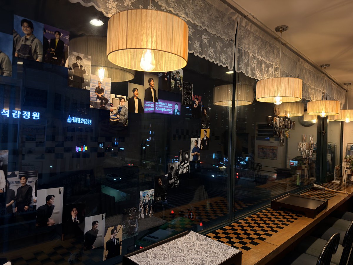kyuunnight's tweet photo. D-DAY 『월간성균』 오픈 안내❕️

카페 오픈 시간이 <오후 12시>로 변경되었습니다! 일정에 착오 없으시길 바랍니다.

🎁 특전은 카운터에서 직접 요청하셔야만 증정되니 잊지 말고 꼭 말씀해 주세요!

카페 피디에서 봬요❤️

#김성균_탄신_대잔치 #김성균 #KimSungkyun https://t.co/CWk5ZkyYjl
