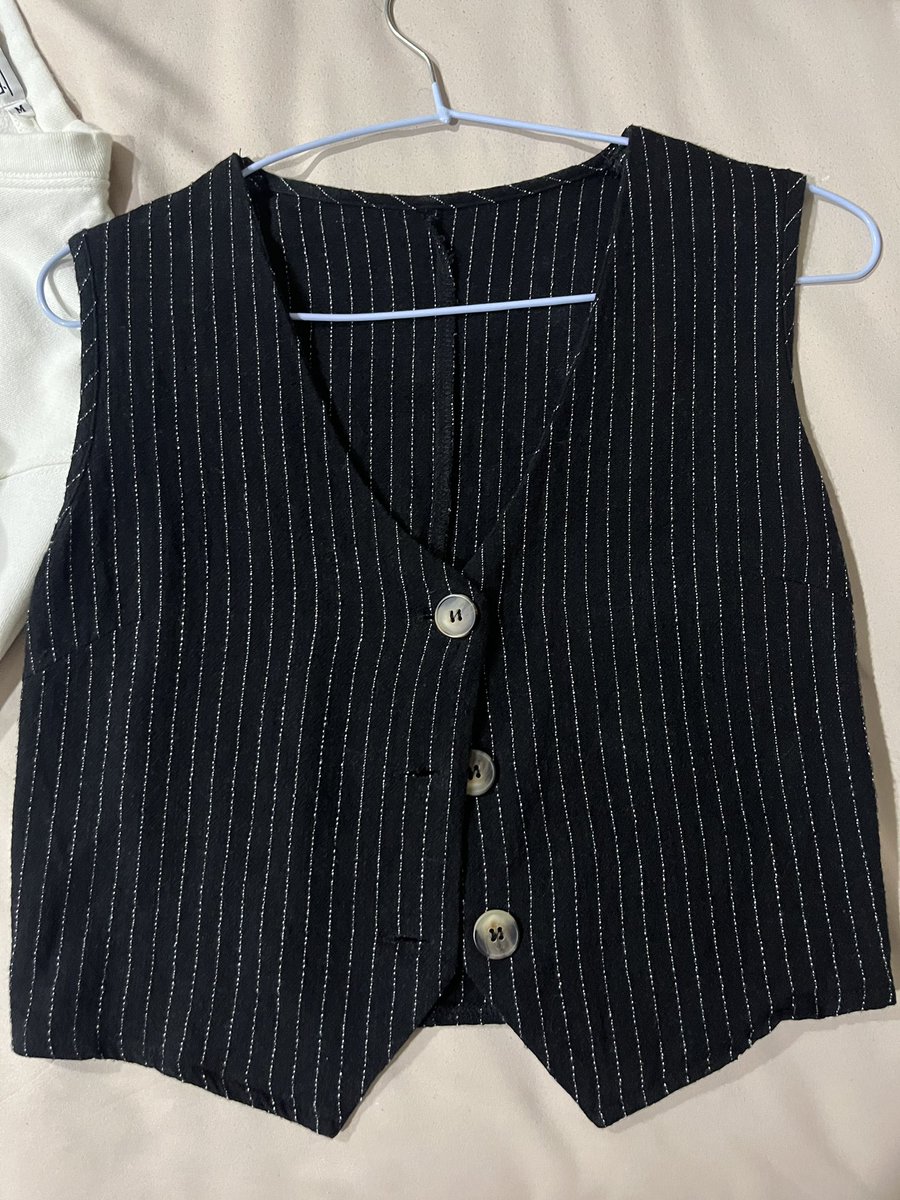 1ppaiiim's tweet photo. 80 ฿ https://t.co/PiU7nVdbqM