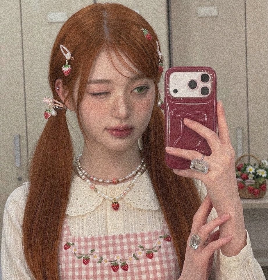 strawberry tweet media