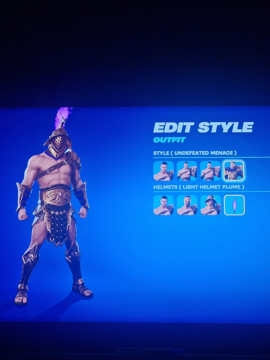 KaidenHodson's tweet photo. Is anyone else having problems with menace? https://t.co/G1AoeVHLYS