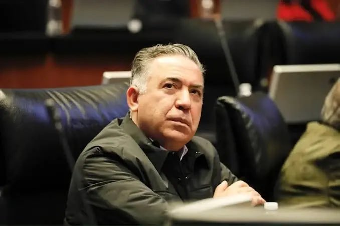 jorgegogdl's tweet photo. El senador Enrique Inzunza ha seguido cobrando su quincena en cheques de Banorte y BBVA a pesar de NO IR A TRABAJAR, cobra 122 mil pesos al mes en cheque de caja. Porque ya no le pueden depositar porque TIENE BLOQUEADAS las cuentas por las acusaciones de NARCOTRÁFICO en USA. https://t.co/cW8HQbDRng