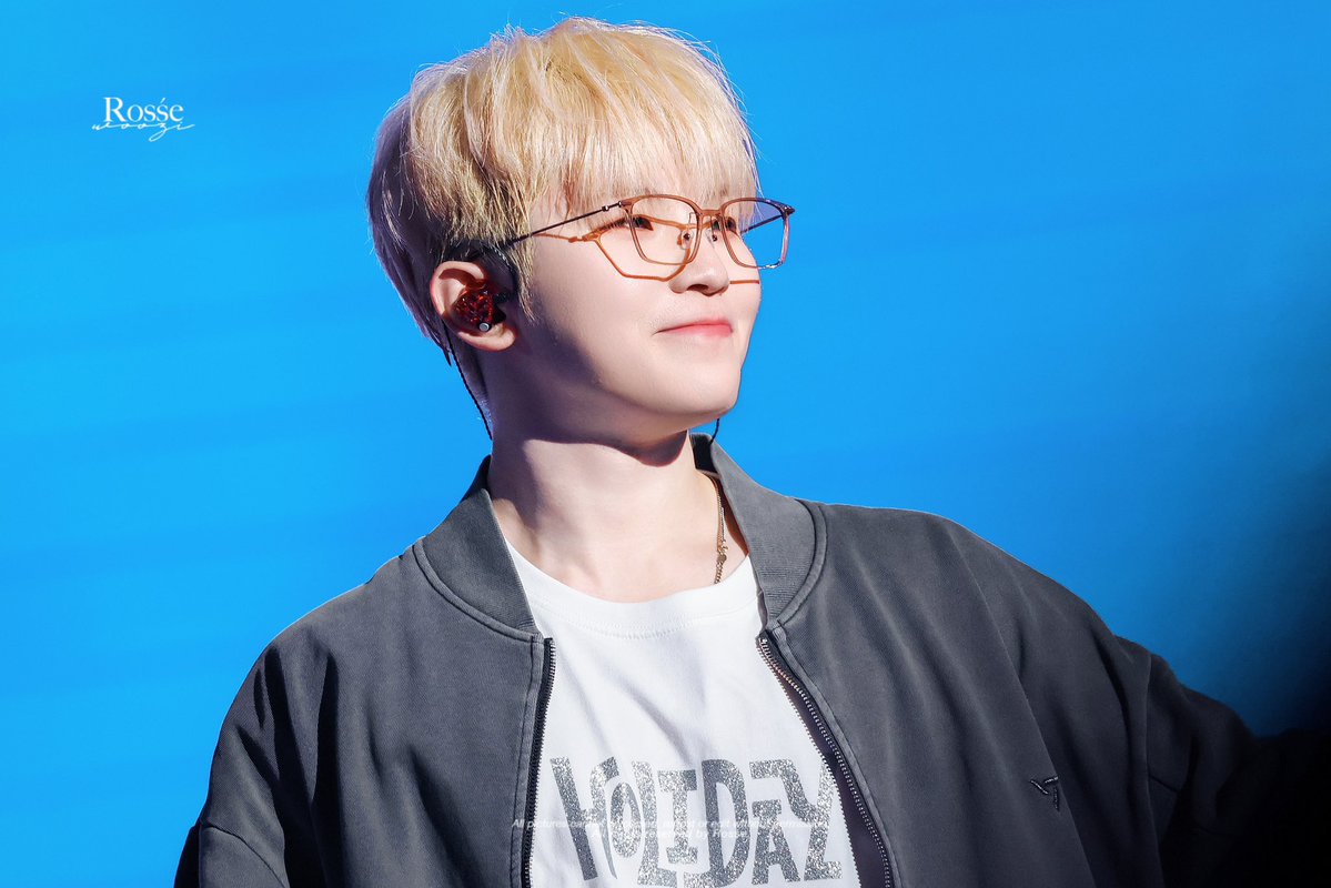 wooahhae__1122's tweet photo. 안경우지 참 좋은거 아시죠 https://t.co/Ds8dsQ01si