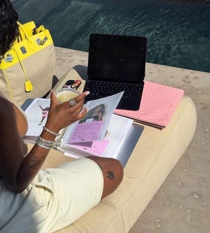 mslavix's tweet photo. Multiple streams of income is the goal https://t.co/SK5l6JLIuA