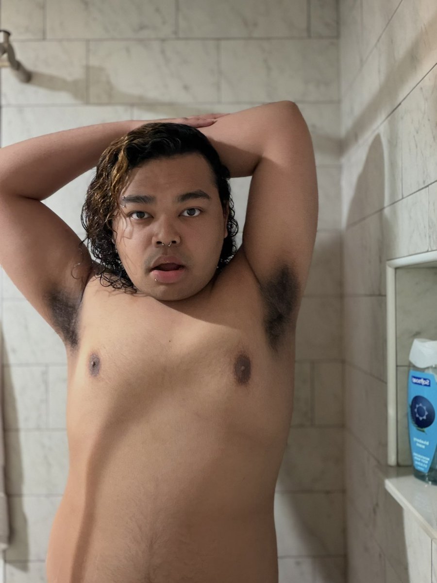 mykeie's tweet photo. nips slip 👅 https://t.co/jVbYMm8s5Y