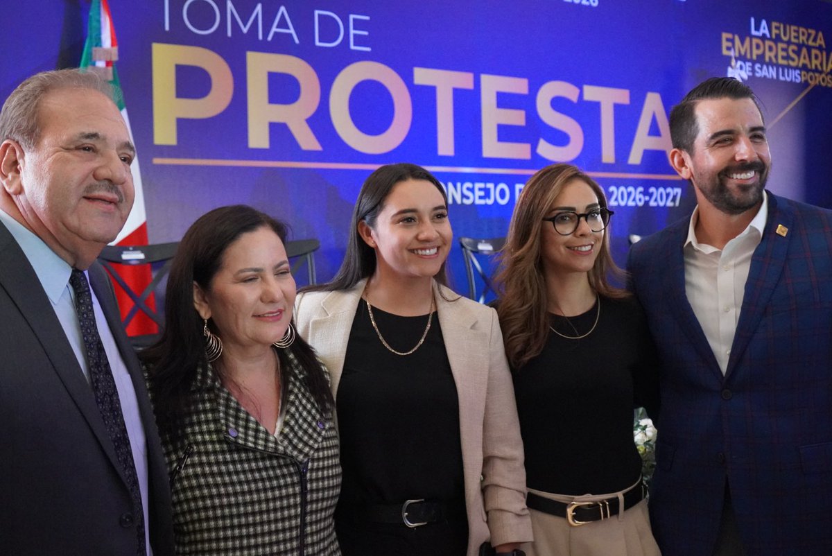 RubenGuajardoB's tweet photo. Acompañé la Toma de Protesta del Consejo Directivo 2026–2027 de @Canacosanluisof. ¡Enhorabuena, amigo @1MauricioMahbub, por este nombramiento!

Les deseo el mayor de los éxitos en esta nueva etapa. Estoy convencido de que, cuando gobierno, sociedad y el sector comercial trabajan en equipo, San Luis Potosí avanza con mejores oportunidades, inversión y desarrollo para todas y todos.