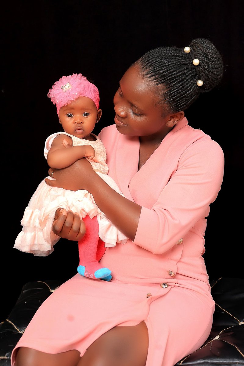KyamukamaF's tweet photo. She's my queen please. 
Muhoozi should not see her u never know https://t.co/rNIAPZJF99