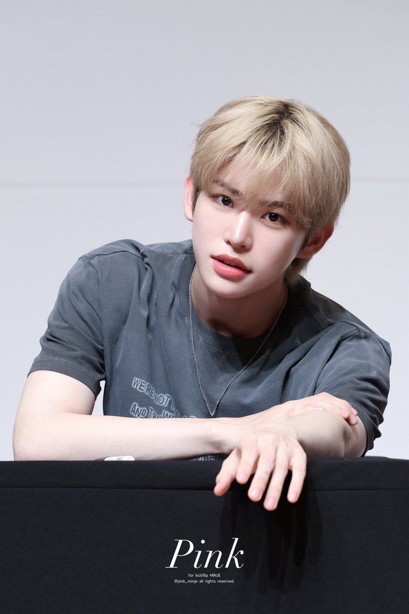 pink_minje's tweet photo. 260703

#민제 #MINJE #킥플립 #KickFlip https://t.co/pkszq3d5tN