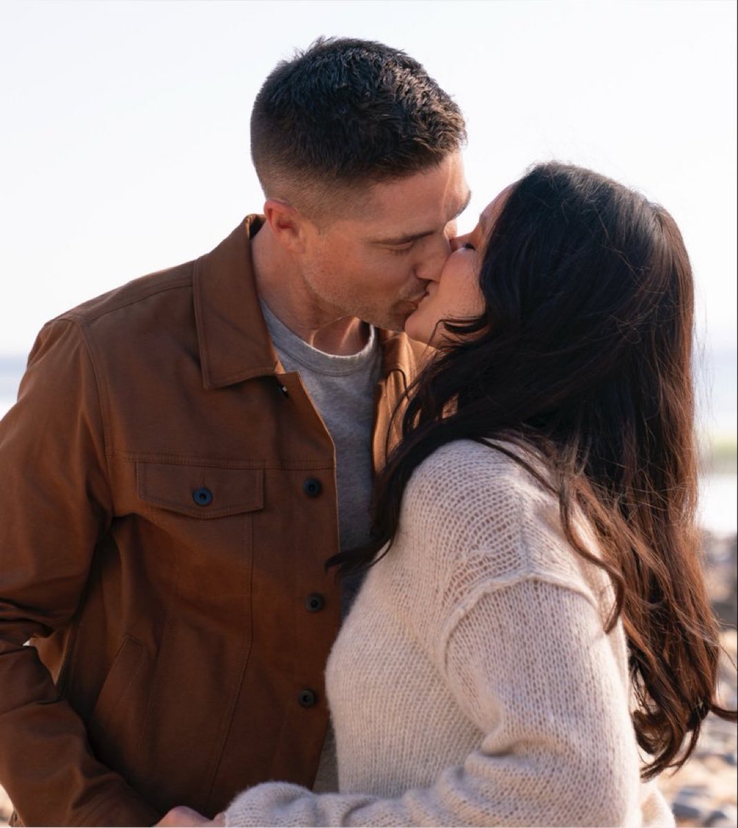 chenfordamee's tweet photo. THEY'VE BEEN ENGAGED FOR TWO MONTHS https://t.co/Vzao4NL4ak