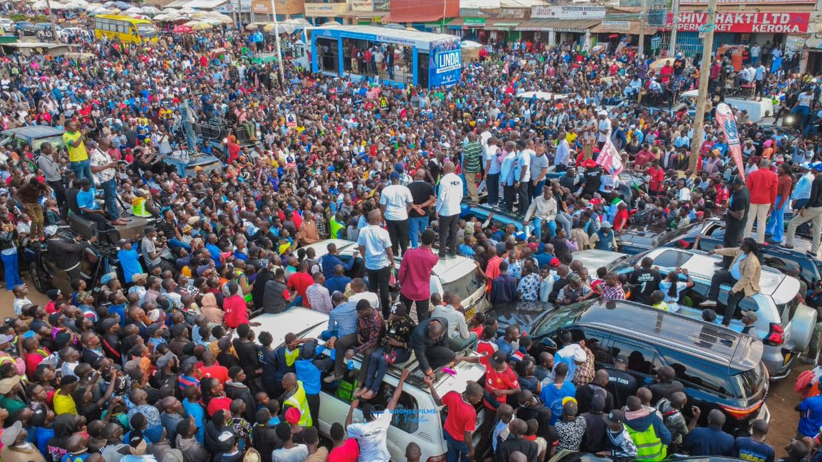 orengo_james's tweet photo. No amount of violence could stop us from reaching Keroka. It is shameful that police escorted the goons who pelted our convoy with stones. Thank you, Nyamira, for standing with us in one voice, you have affirmed that Ruto must go. https://t.co/nYymhrSUsd