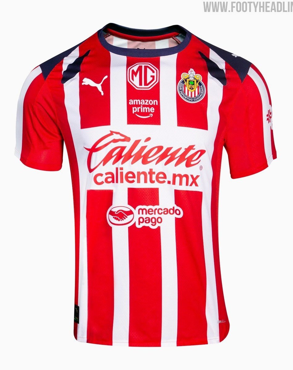 SastreMx's tweet photo. El mayor upgrade en la historia reciente de Chivas.

ES QUE MIRA ESE CAMBIO POR DIOS 😍 https://t.co/syPCC7fE6K