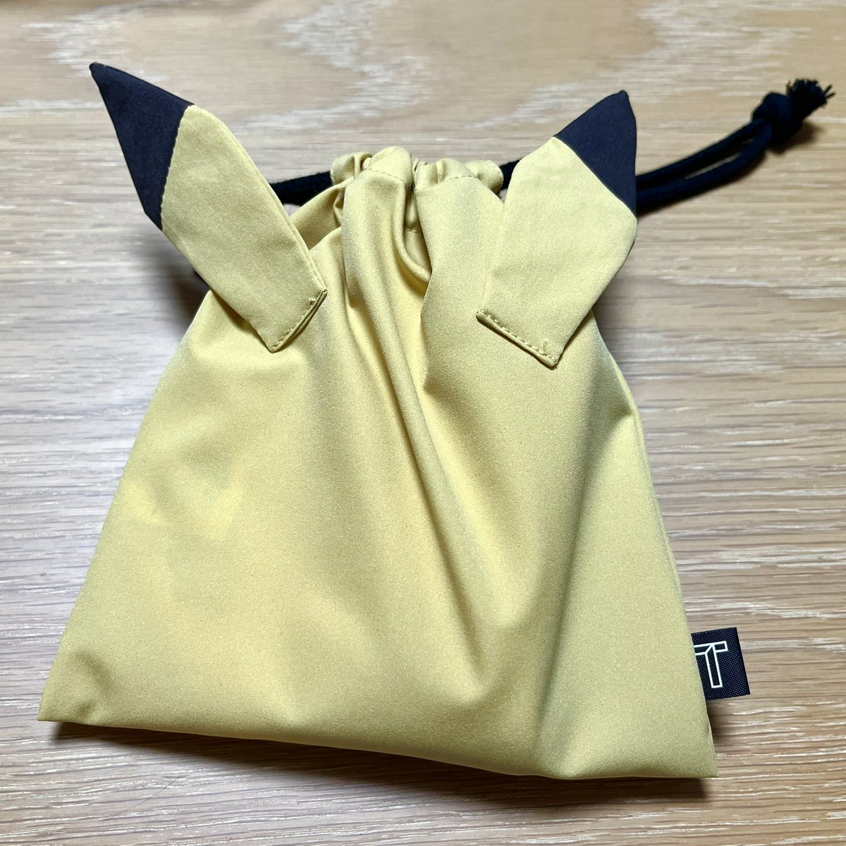 tetras21's tweet photo. 快適な睡眠を手に入れたピカよ(確信) https://t.co/rdhAcAPlnq
