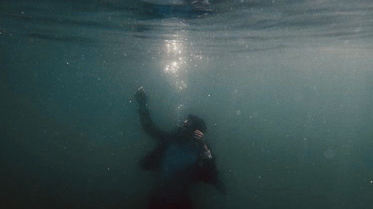 wotterism's tweet photo. harry’s liminal spaces https://t.co/YNhnE3oXPr