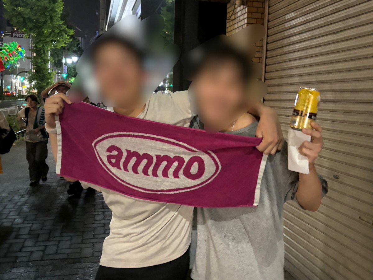 kmg_il's tweet photo. ライブハウスに行くようになったのはammoのおかげ https://t.co/cB6LcbXwrc