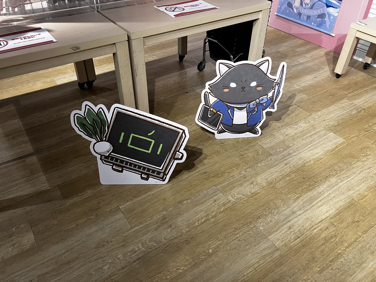 KentoX105's tweet photo. 昨日遅ればせながら行ってきた〜
ネコ部長の名刺いただいた❤️
某企画のIDカードホルダー買ったので、来週から会社で使うぞー！！
#某企画株主総会2026 https://t.co/c5apSlEZoK