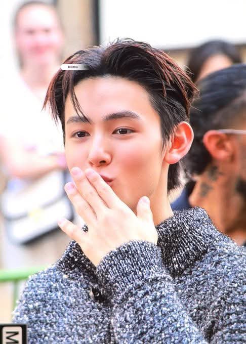 PandaMasterD's tweet photo. @eomlandvnfp You always know how to capture everyone's attention without even trying. Your elegance and confidence speak louder than words.

SEONGHYEON EMBRACES DIOR

#SEONGHYEONxDior
#ParisFashionWeek
#SEONGHYEON https://t.co/a1pBPXCDnI