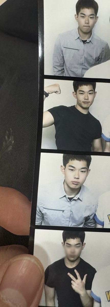djdidkels's tweet photo. 짧머vs긴머 https://t.co/KGZWC1gdQa