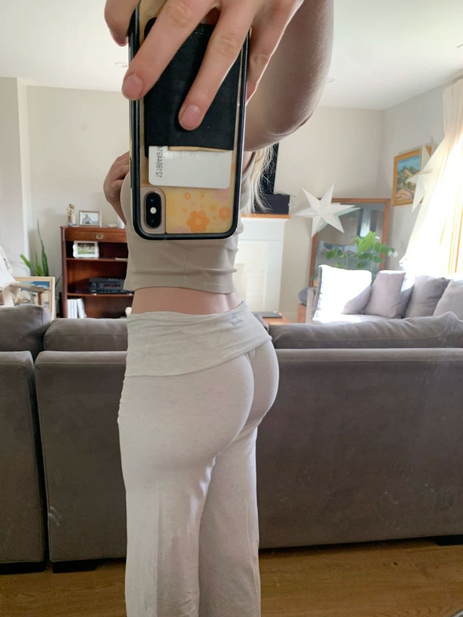 oliviahedberg1's tweet photo. Du får se men inte röra 🤭 https://t.co/GGRSqnJZC3